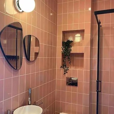 Apartment The Adorable In